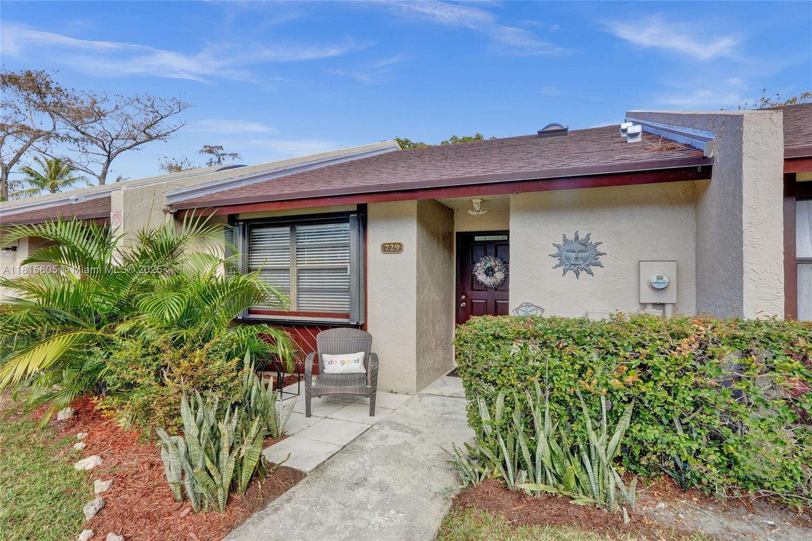 729 Nw 47th Street, Deerfield Beach, Broward County, Florida - 2 Bedrooms  
2 Bathrooms - 
