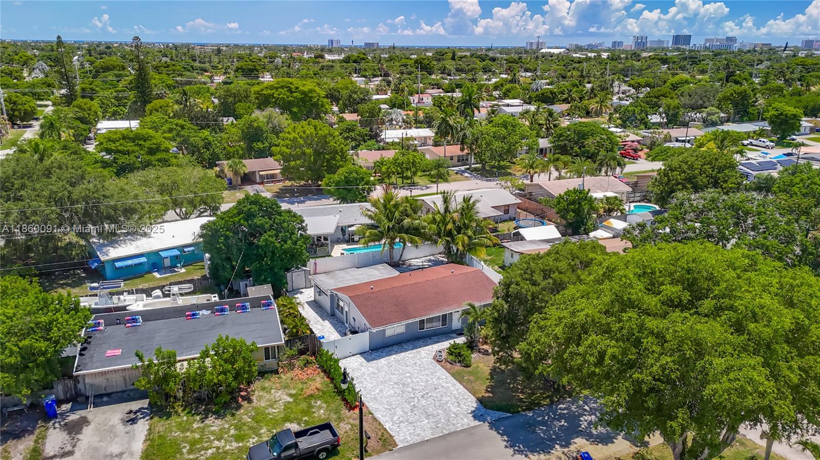 CRESTHAVEN NO 5 - Residential Lease