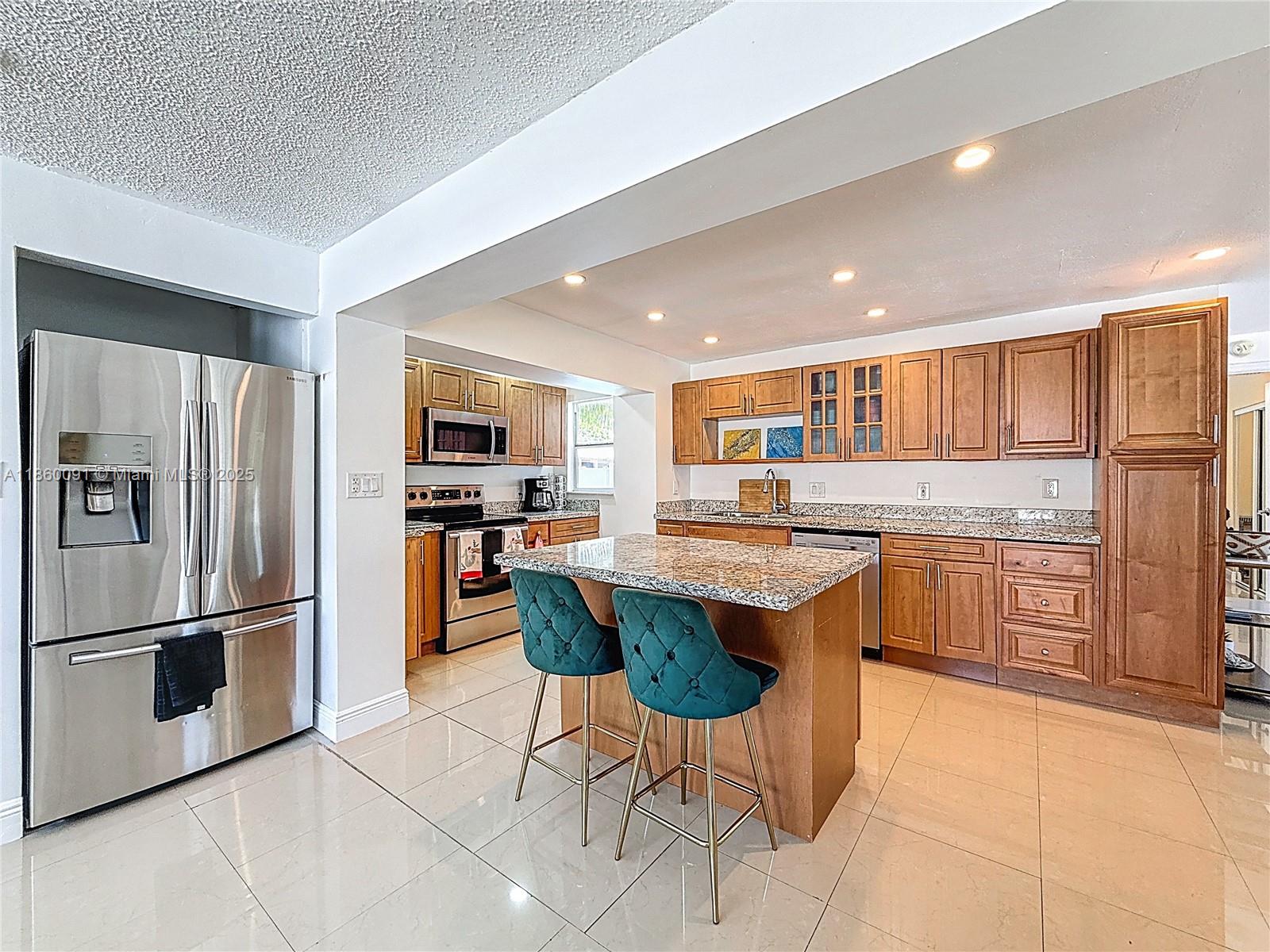 2940 NE 10th Ter N/A