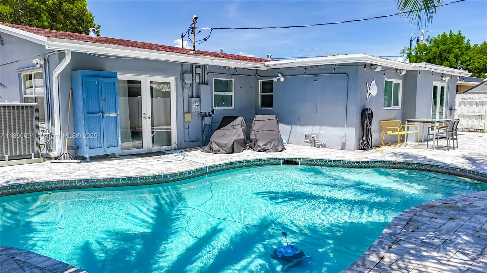 CRESTHAVEN NO 5 - Residential Lease