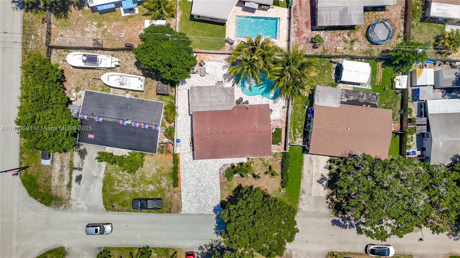 CRESTHAVEN NO 5 - Residential Lease