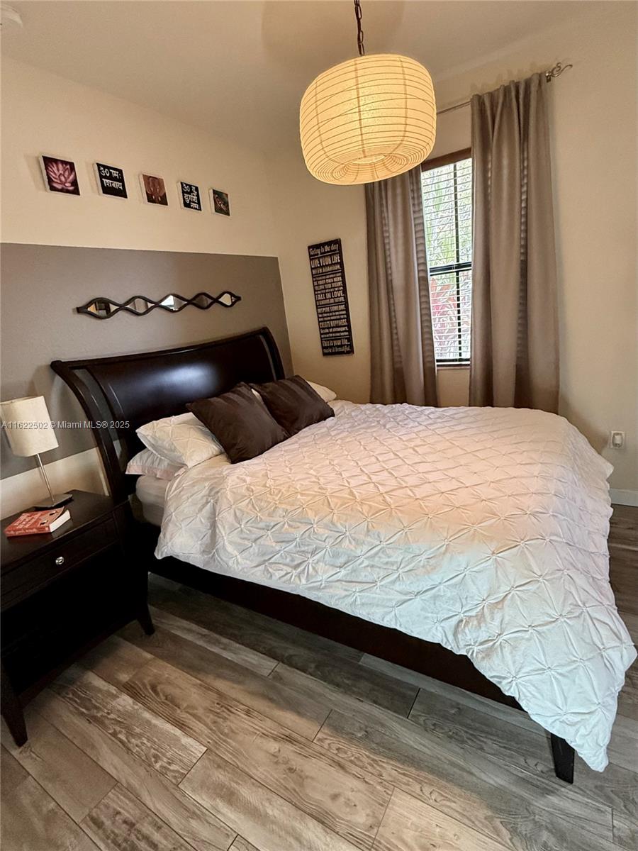 CENTURY GARDENS AT TAMIAM - Residential