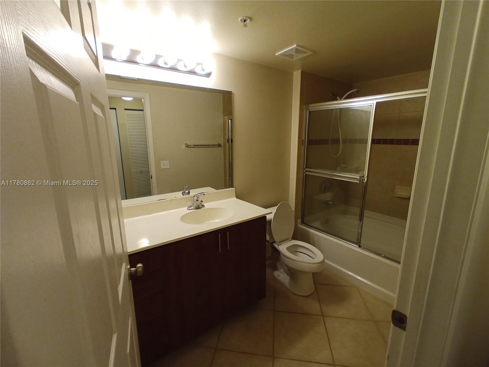 VILLAS AT EMERALD DUNES C - Residential