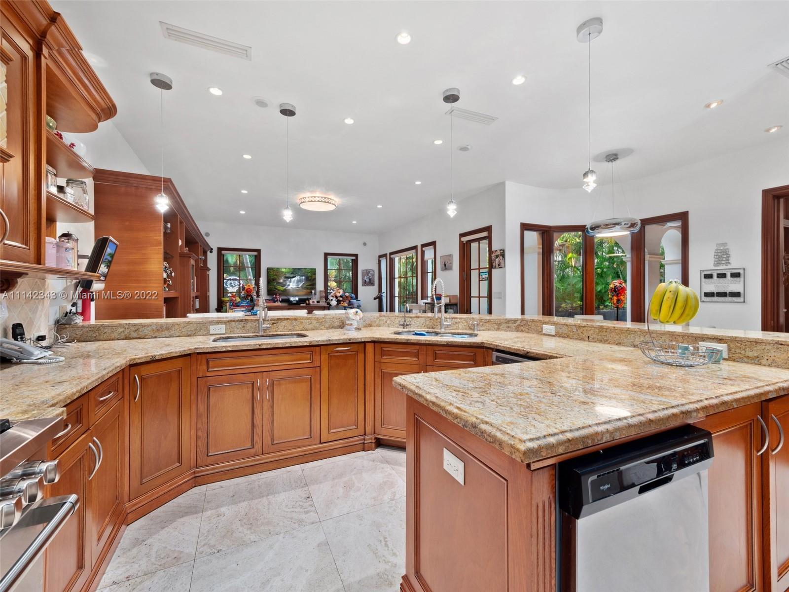 BAL HARBOUR RESIDENTIAL S - Residential