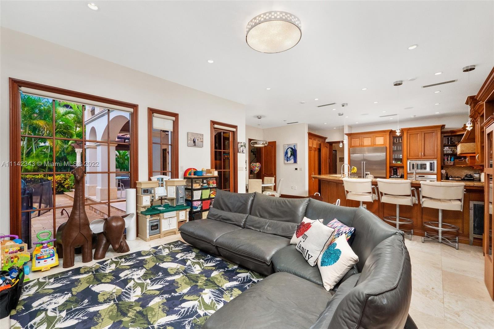 BAL HARBOUR RESIDENTIAL S - Residential