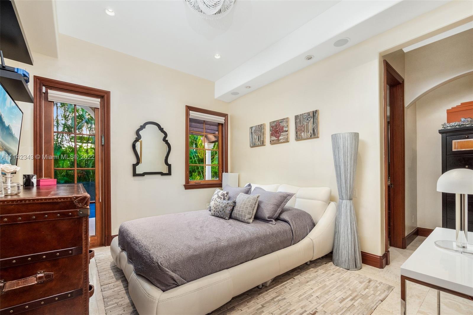 BAL HARBOUR RESIDENTIAL S - Residential