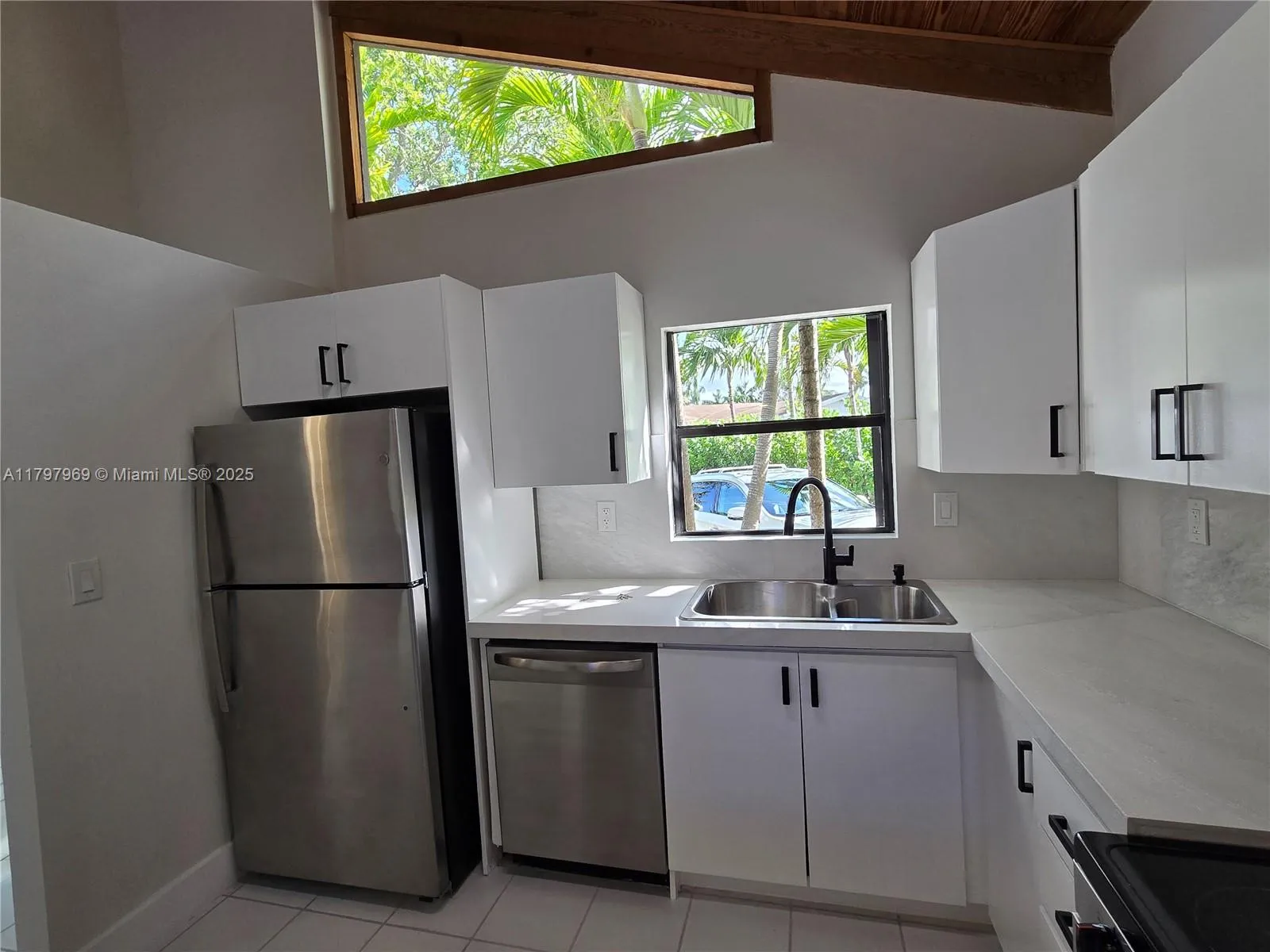 Miami, Florida 33176, United States, 2 Bedrooms Bedrooms, ,2 BathroomsBathrooms,Residential,Active,123819