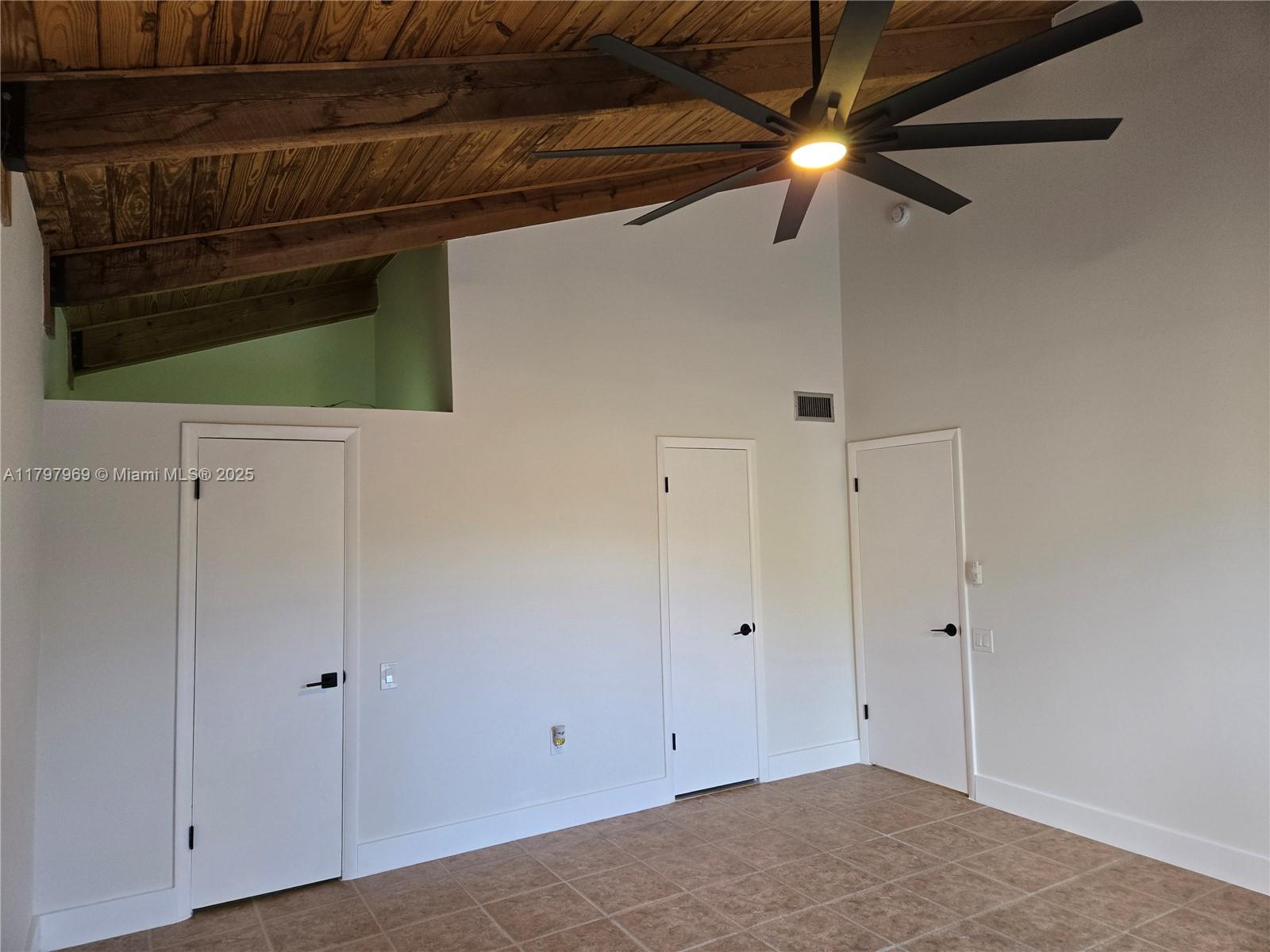 KILLIAN PINES TOWNHOUSES - Residential