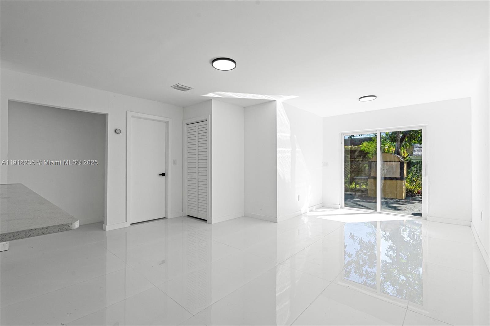 VISTA TOWNHOUSE SEC C - Residential