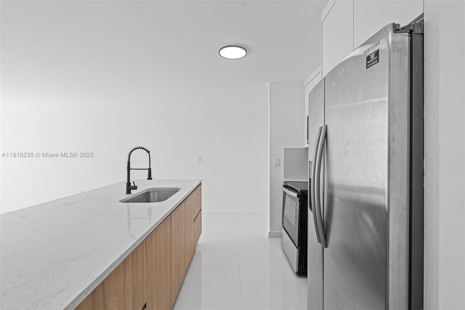 VISTA TOWNHOUSE SEC C - Residential