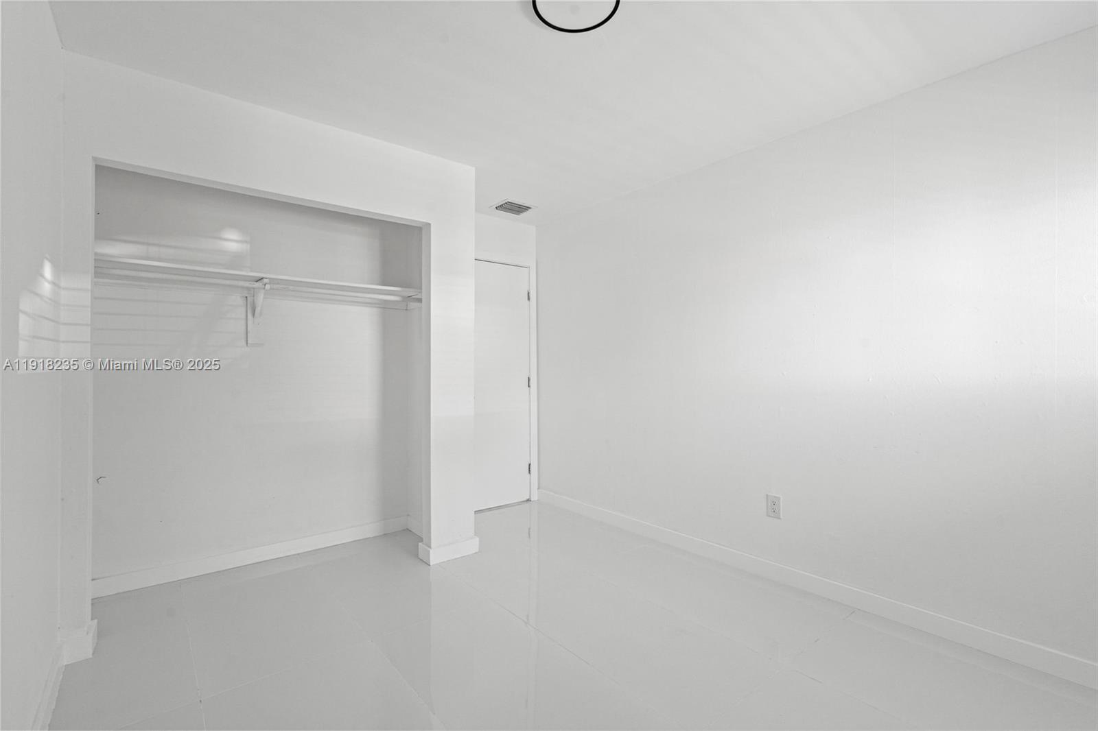 VISTA TOWNHOUSE SEC C - Residential