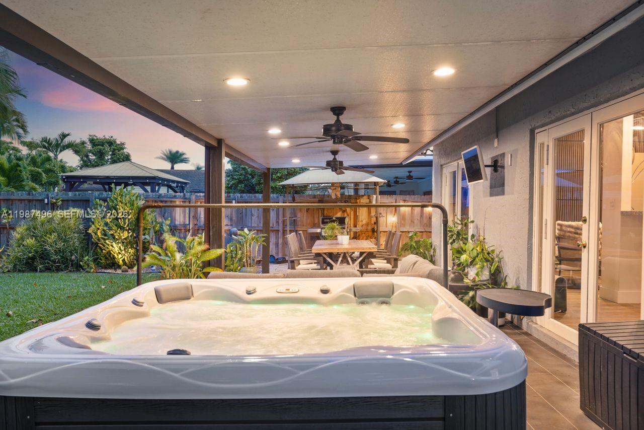 LINDGREN CENTRAL - Residential