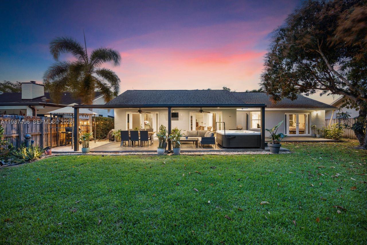 LINDGREN CENTRAL - Residential