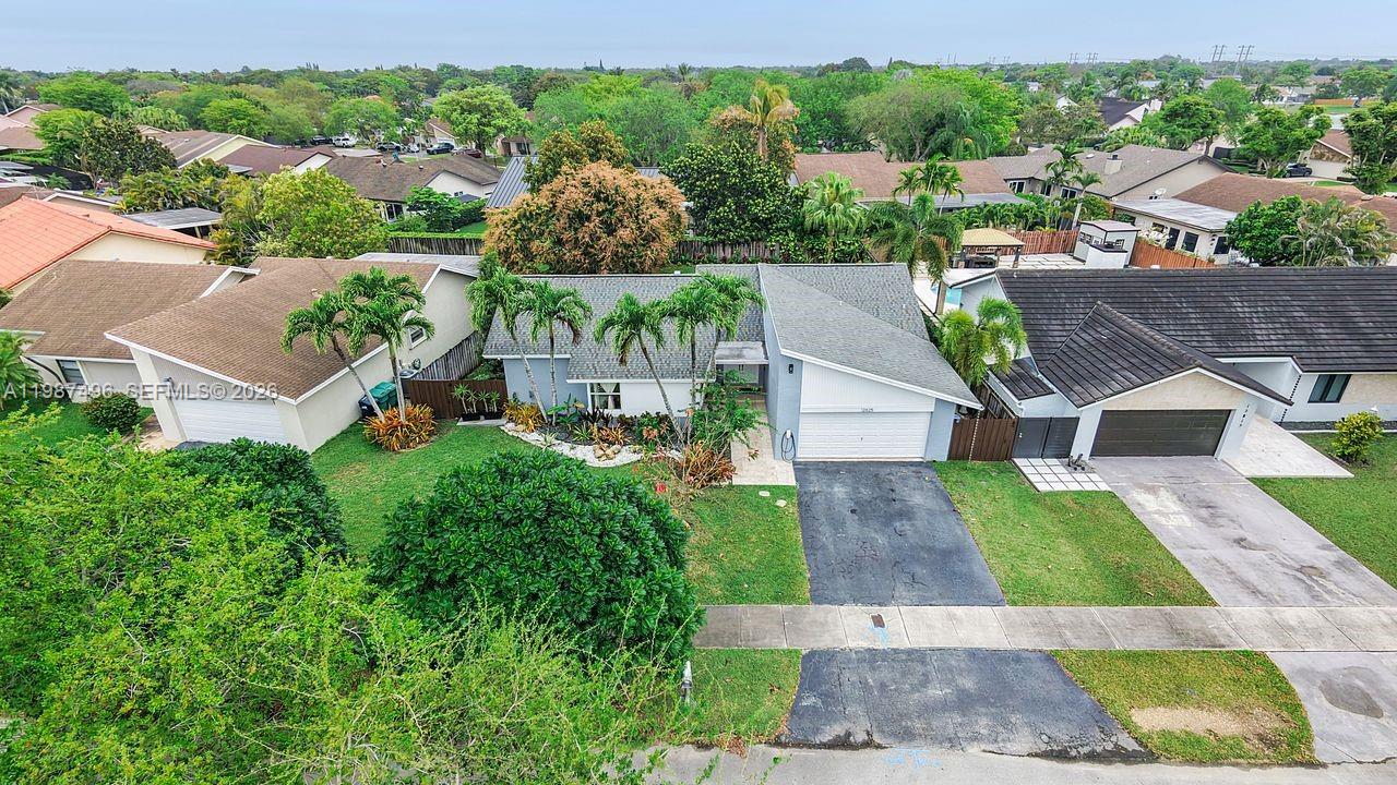 LINDGREN CENTRAL - Residential