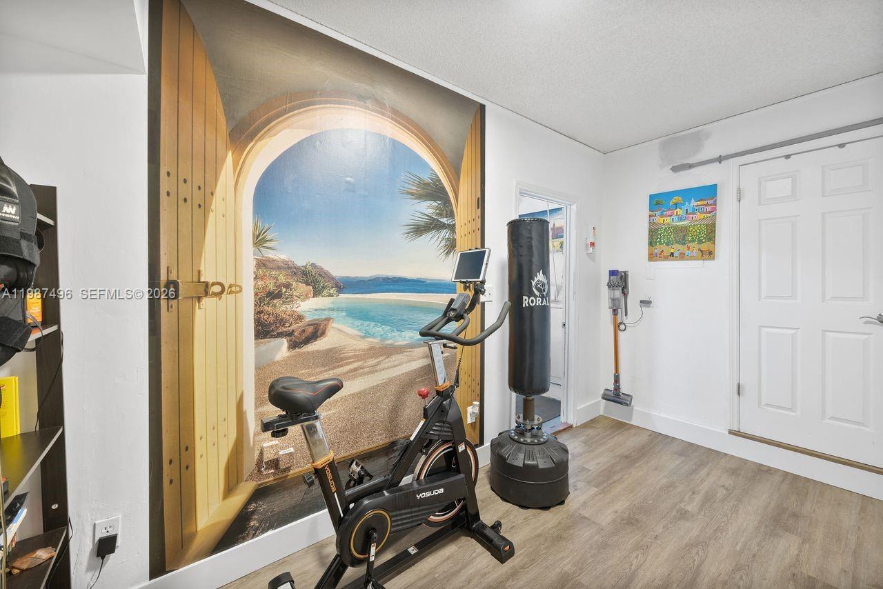 LINDGREN CENTRAL - Residential