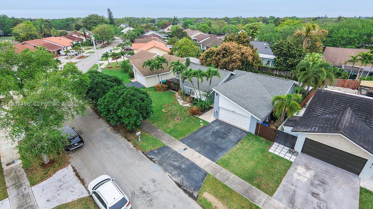 LINDGREN CENTRAL - Residential