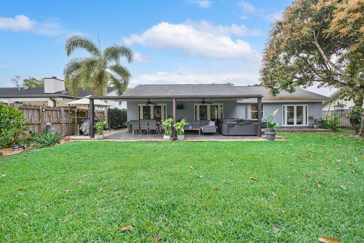 LINDGREN CENTRAL - Residential