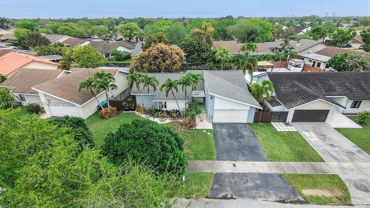 LINDGREN CENTRAL - Residential