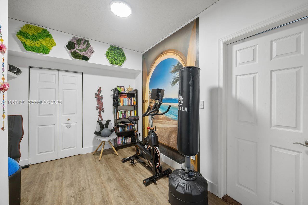 LINDGREN CENTRAL - Residential