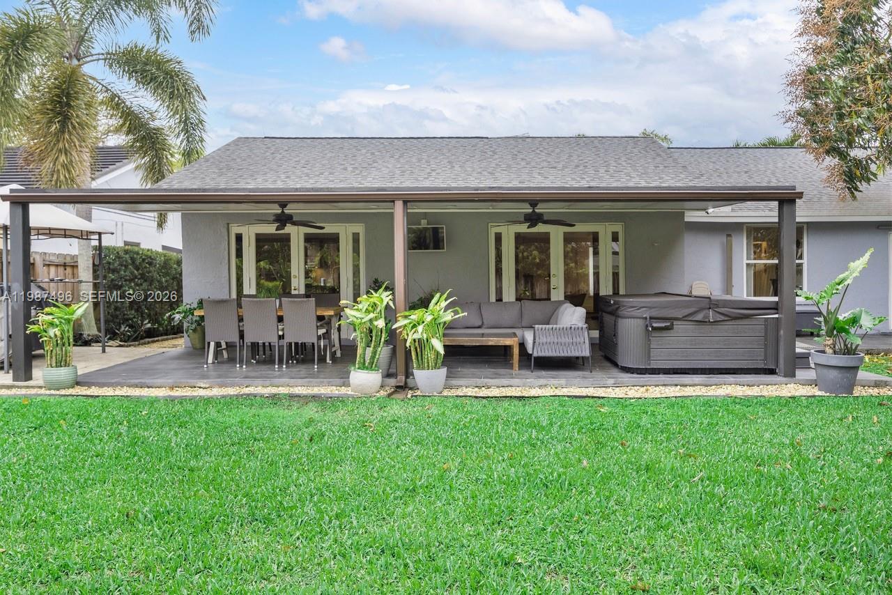 LINDGREN CENTRAL - Residential