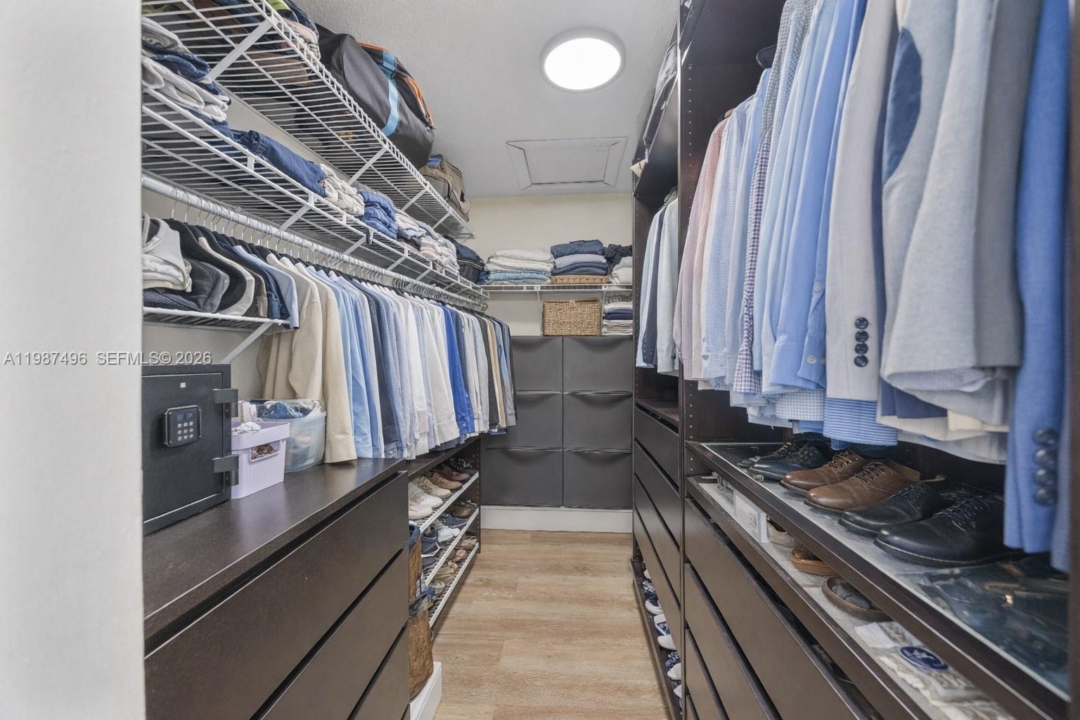 LINDGREN CENTRAL - Residential