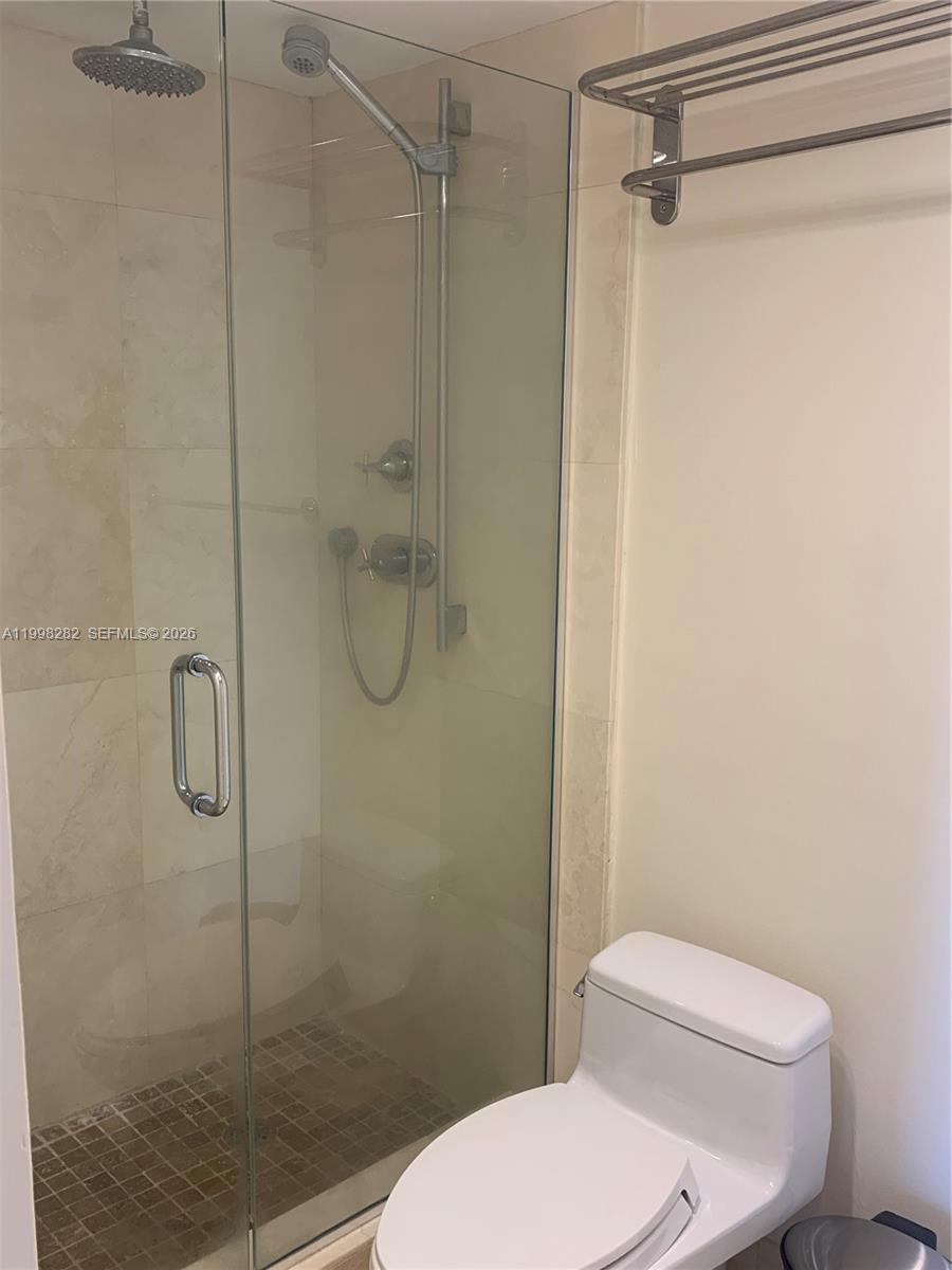 KEY BISCAYNES COMMODORE C - Residential