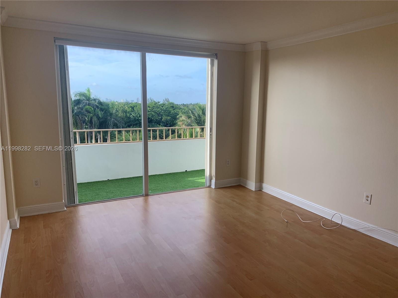 KEY BISCAYNES COMMODORE C - Residential