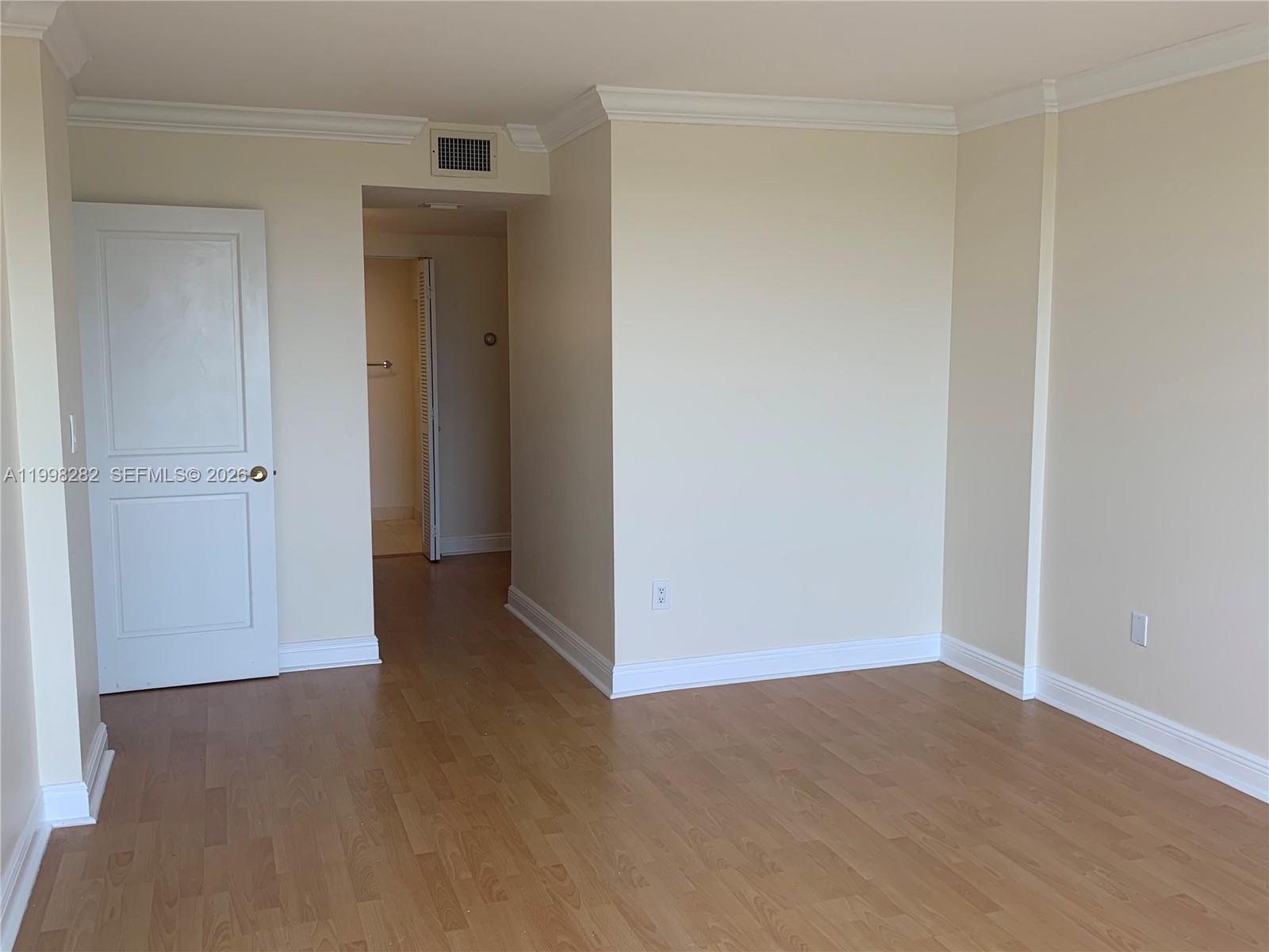 KEY BISCAYNES COMMODORE C - Residential