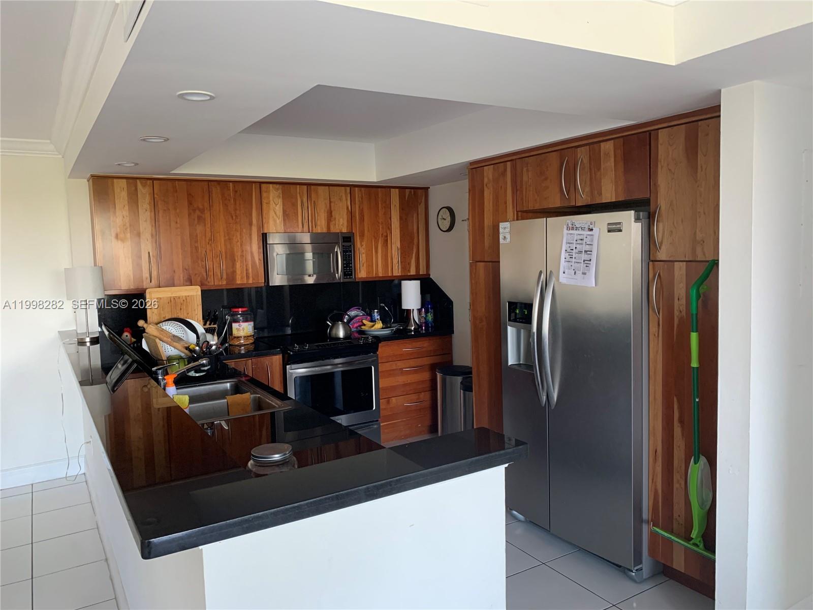 KEY BISCAYNES COMMODORE C - Residential