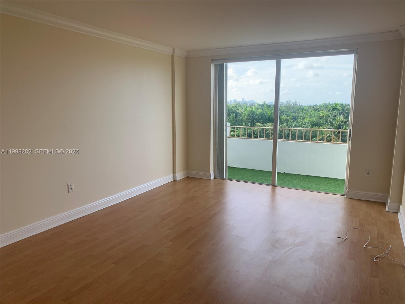 KEY BISCAYNES COMMODORE C - Residential