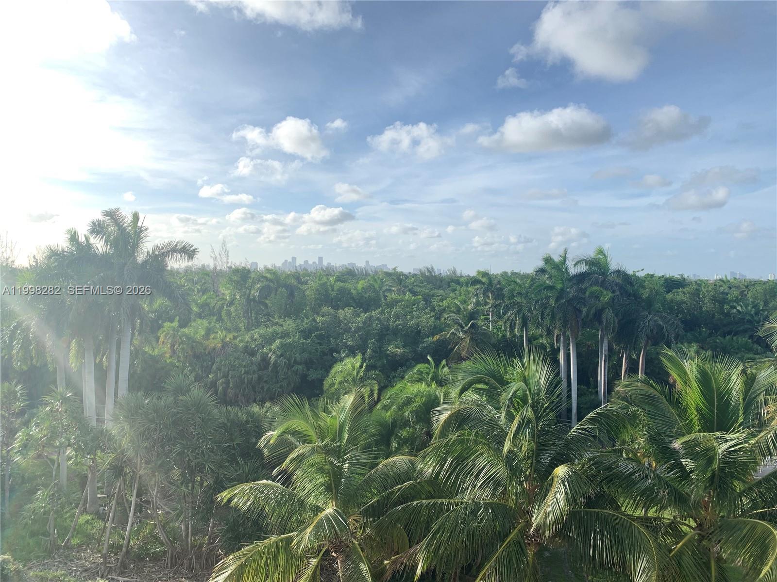 KEY BISCAYNES COMMODORE C - Residential
