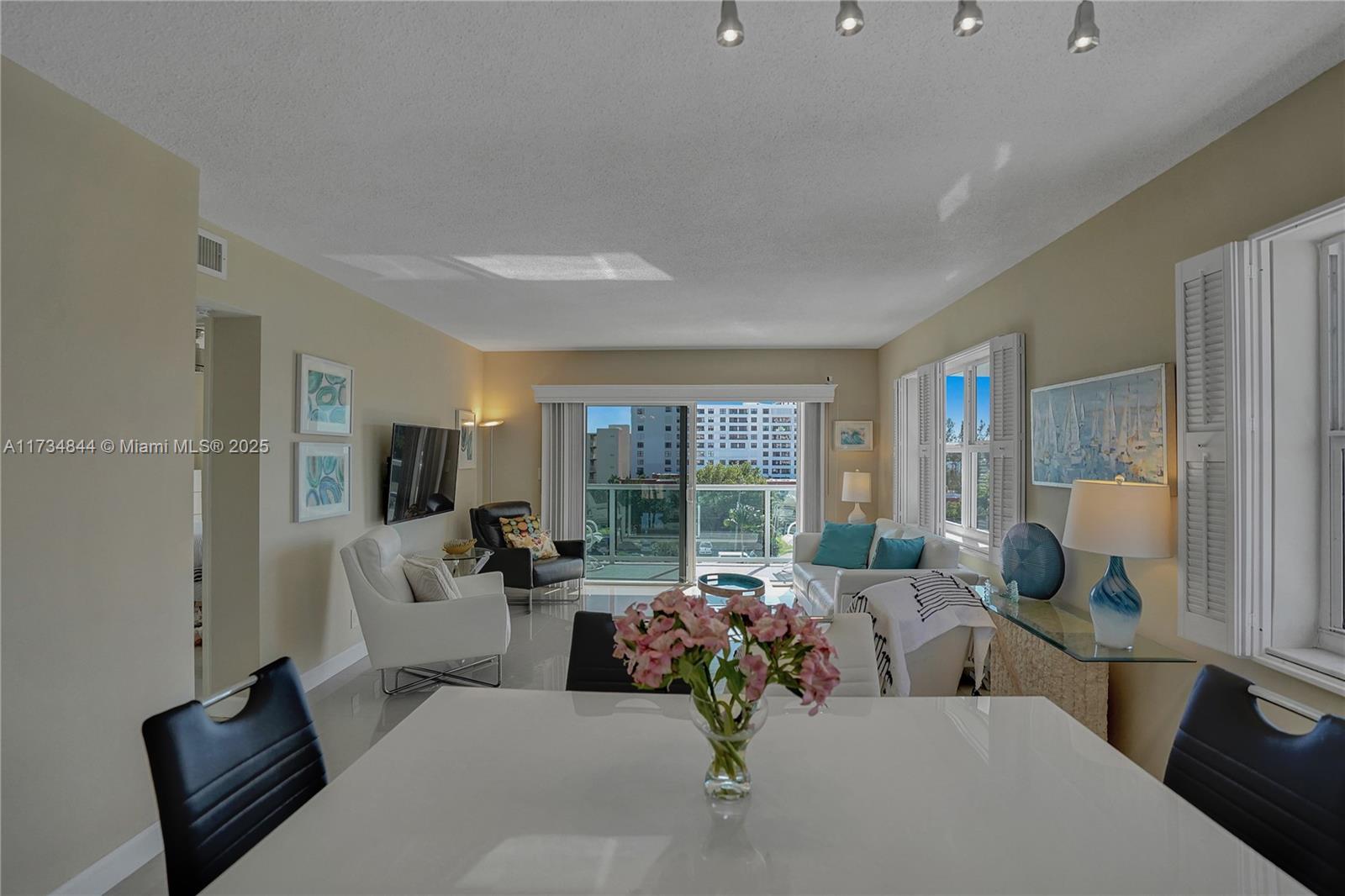 TIFFANY GARDENS NORTH CON - Residential