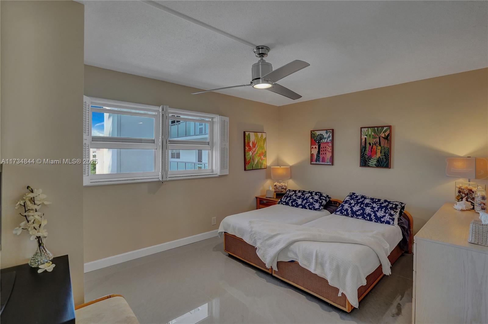 TIFFANY GARDENS NORTH CON - Residential