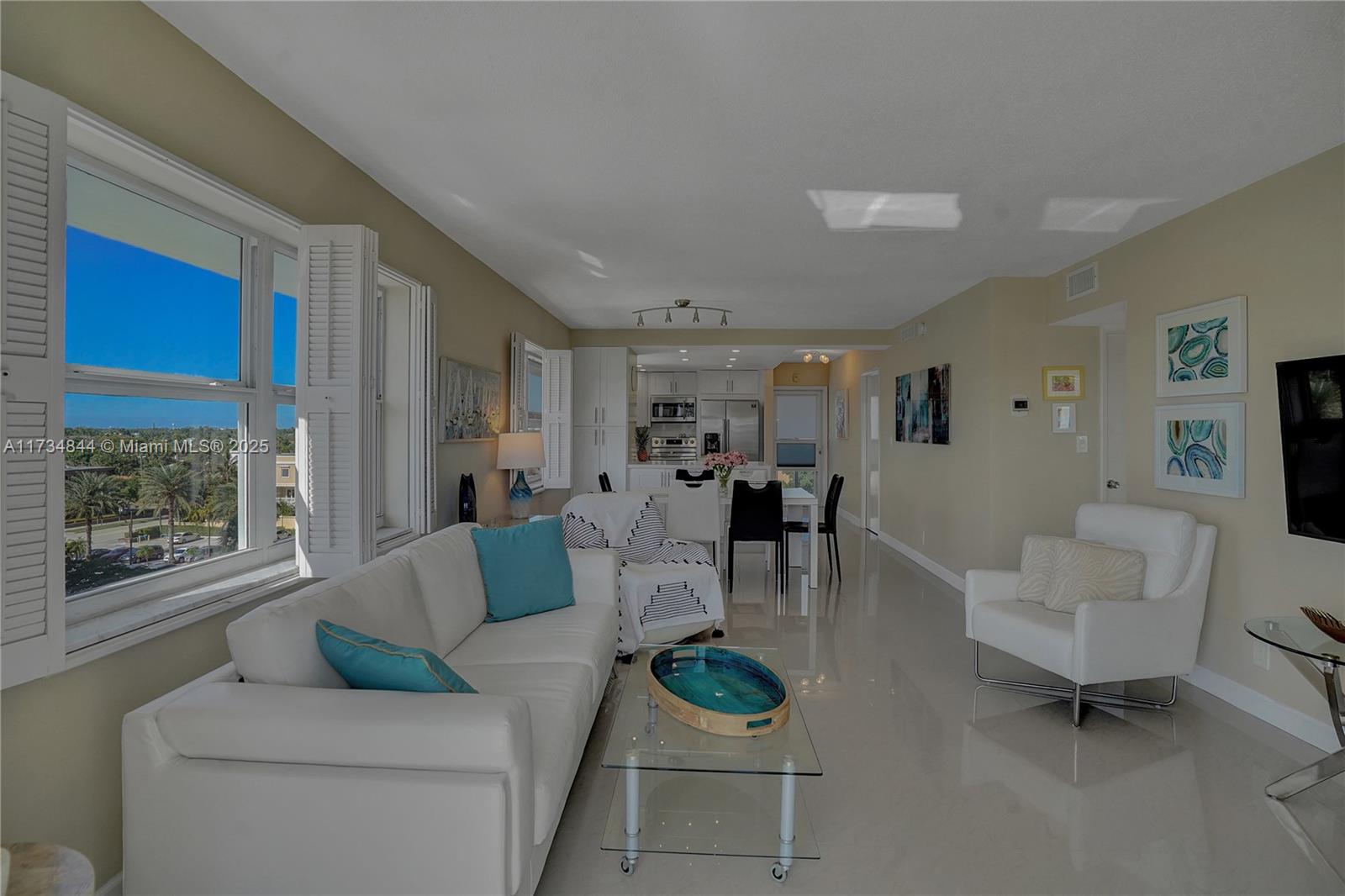 TIFFANY GARDENS NORTH CON - Residential