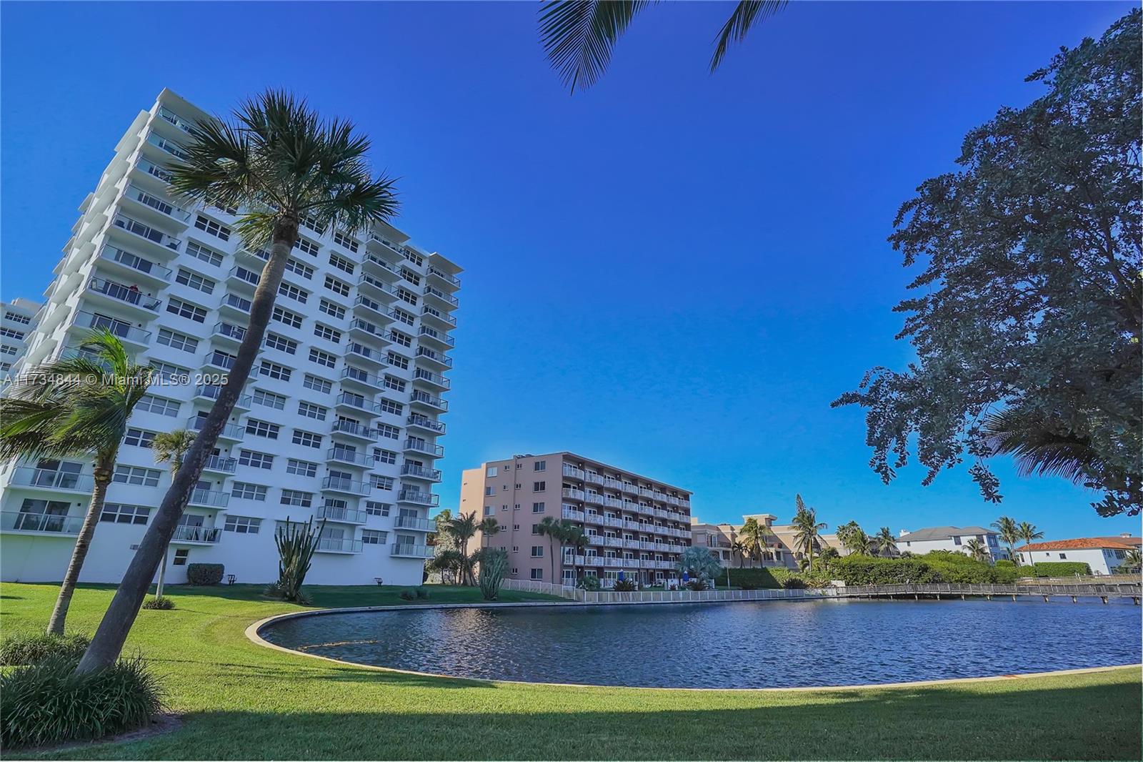 TIFFANY GARDENS NORTH CON - Residential