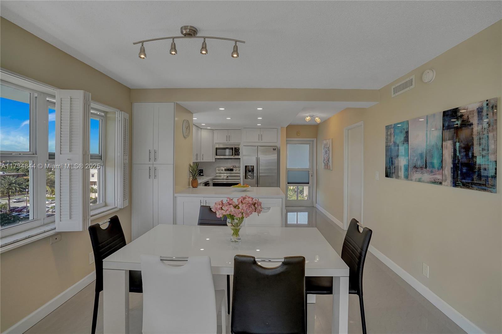TIFFANY GARDENS NORTH CON - Residential