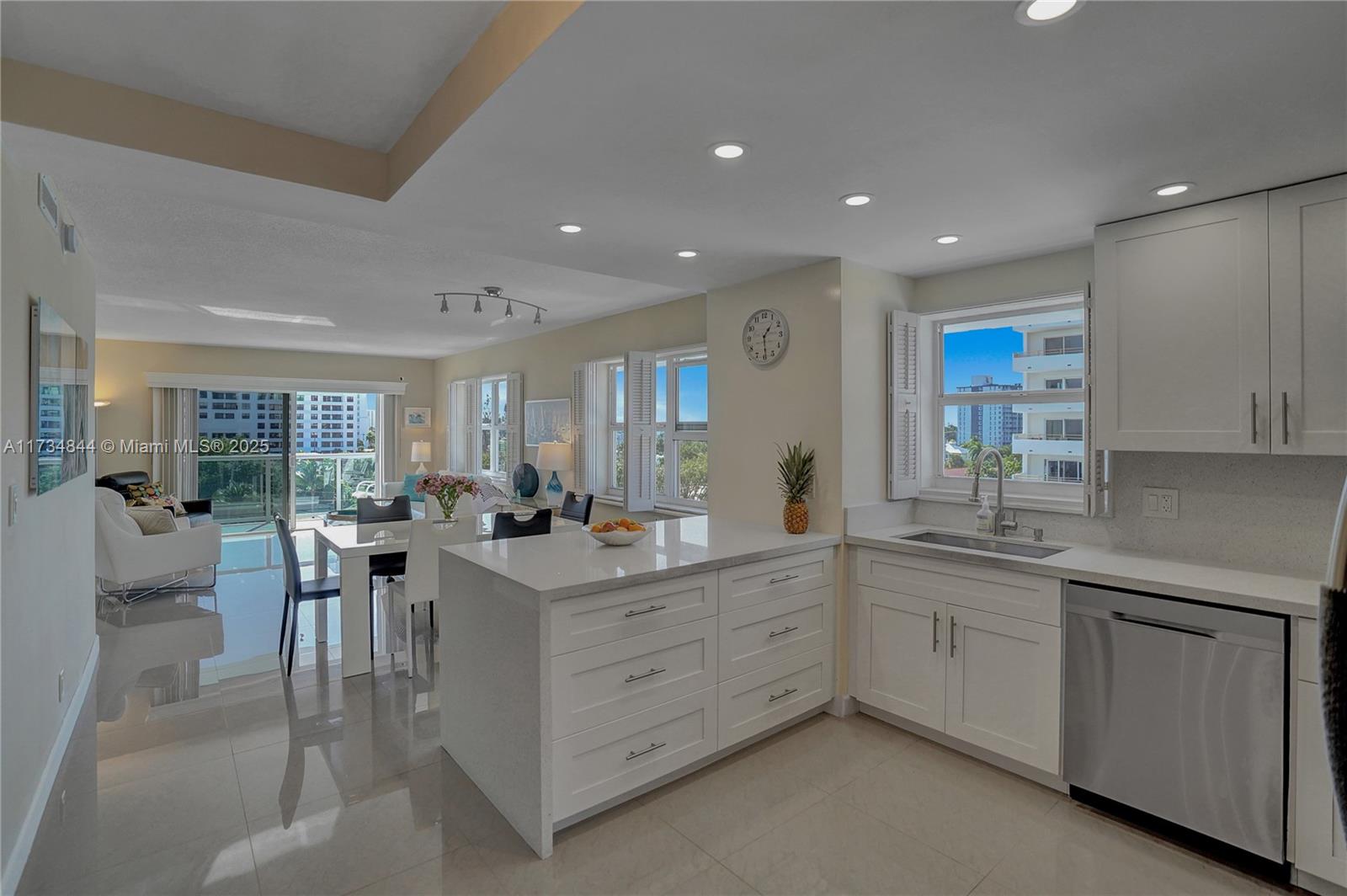 TIFFANY GARDENS NORTH CON - Residential