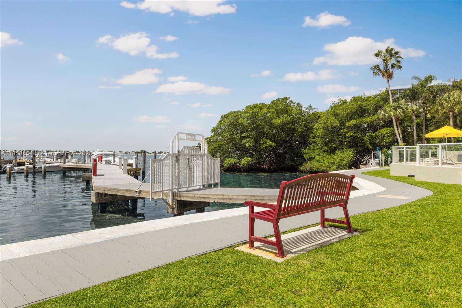 VILLA REGINA CONDO - Residential