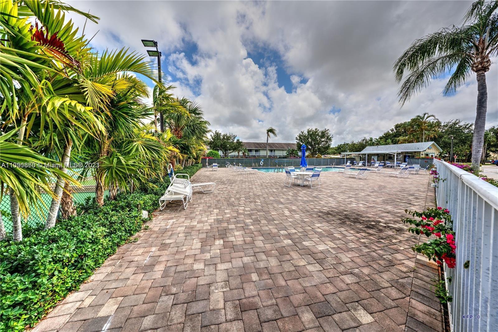 RIVERWALK 1 - Residential Lease