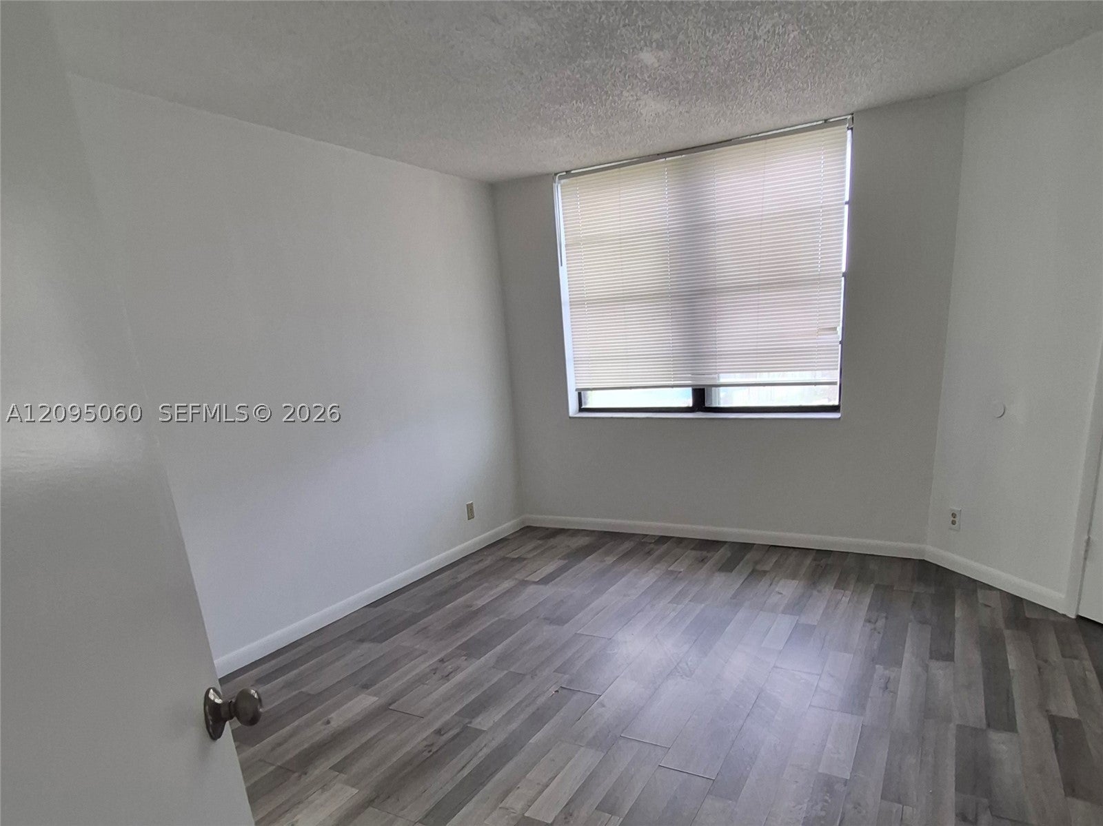 210 Lake Pointe Dr 210