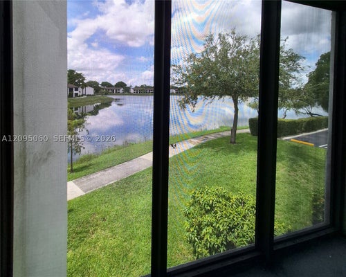 210 LAKE POINTE DR APT 210, OAKLAND PARK, FL 33309 - Image bb9a9c0f1aed0e7b3deab3bc0866cce6/952096764