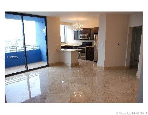 Photo 1 of 1330 West Ave 1611, Miami Beach, Florida, $2,700, Web #: 10328679