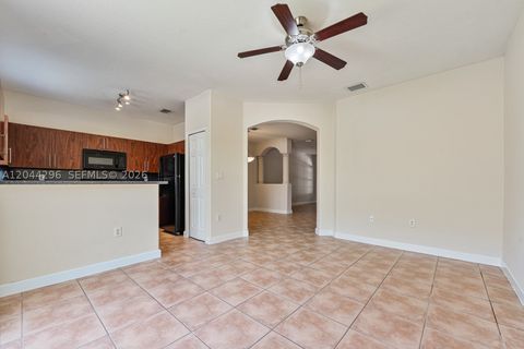Tiny photo for 1452 SE 25th Ave, Homestead, FL 33035 (MLS # A12044296)