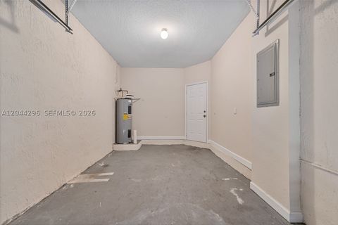 Tiny photo for 1452 SE 25th Ave, Homestead, FL 33035 (MLS # A12044296)