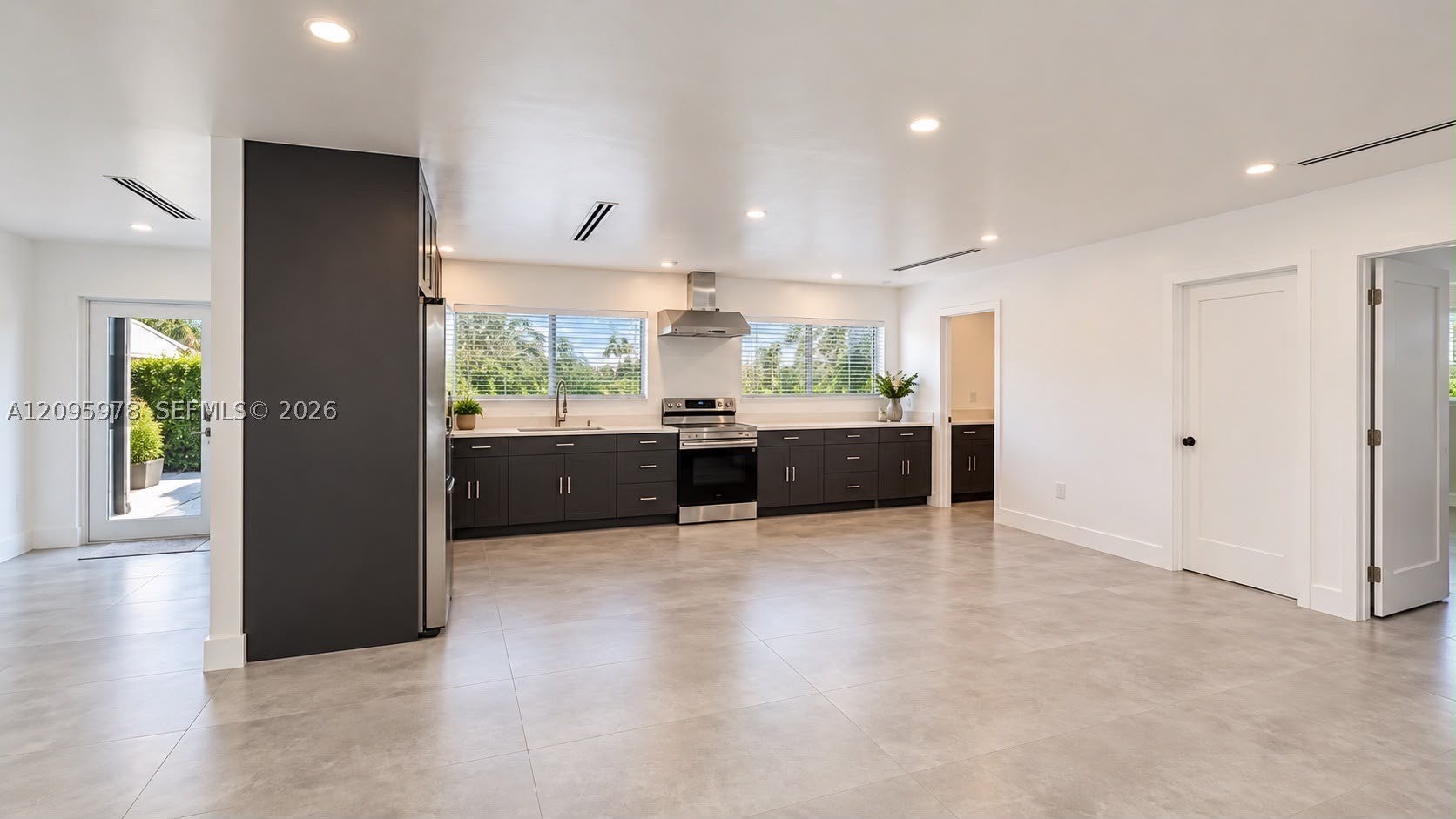 14135 NW 17th Ave, Miami FL 33167