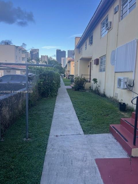 SWEET-EL CONDO - Residential