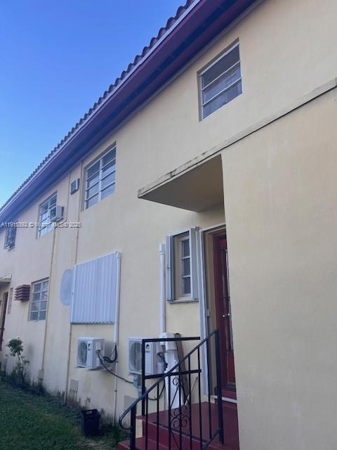 SWEET-EL CONDO - Residential