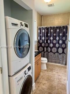 LARGO SOUND PARK 1ST ADD - Residential Lease