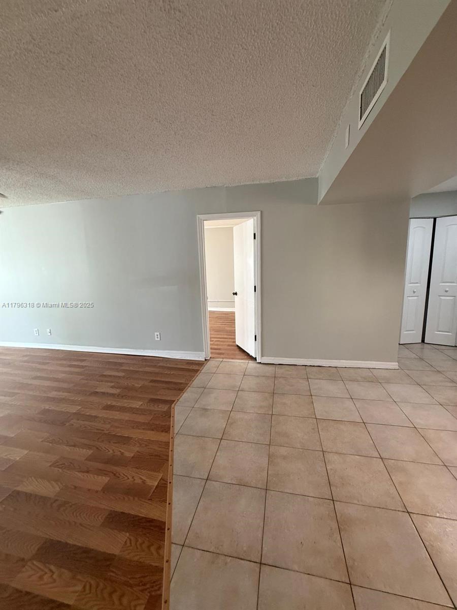 LINTON RIDGE CONDO - Residential Lease