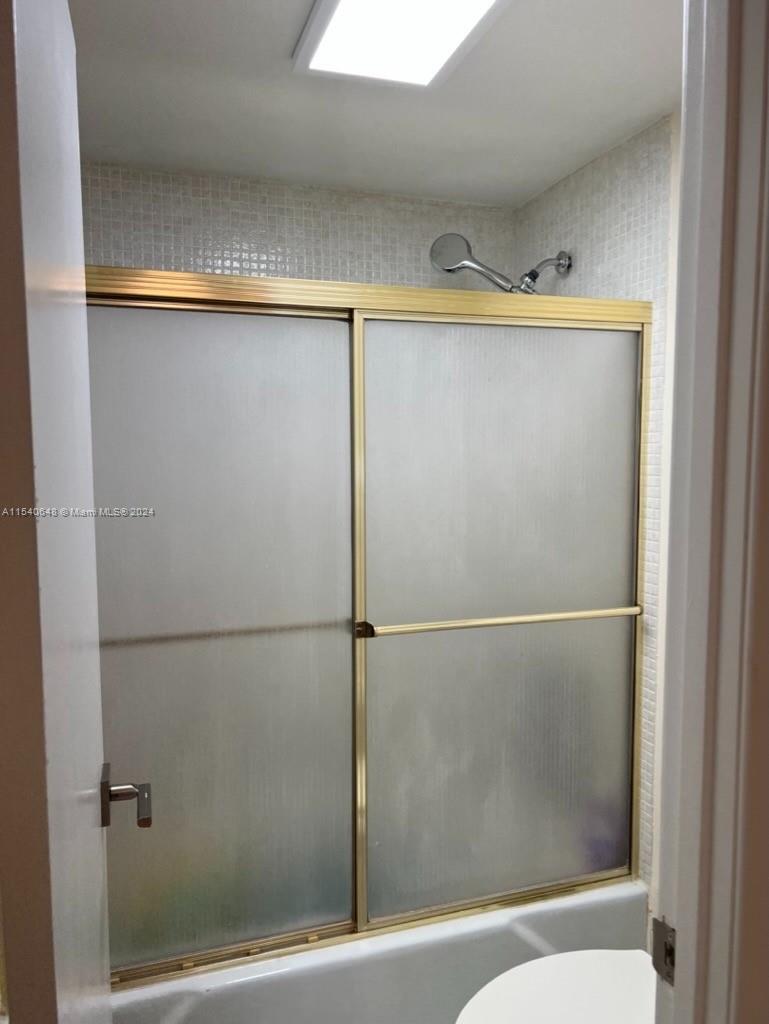 ARLEN HOUSE CONDO - Residential